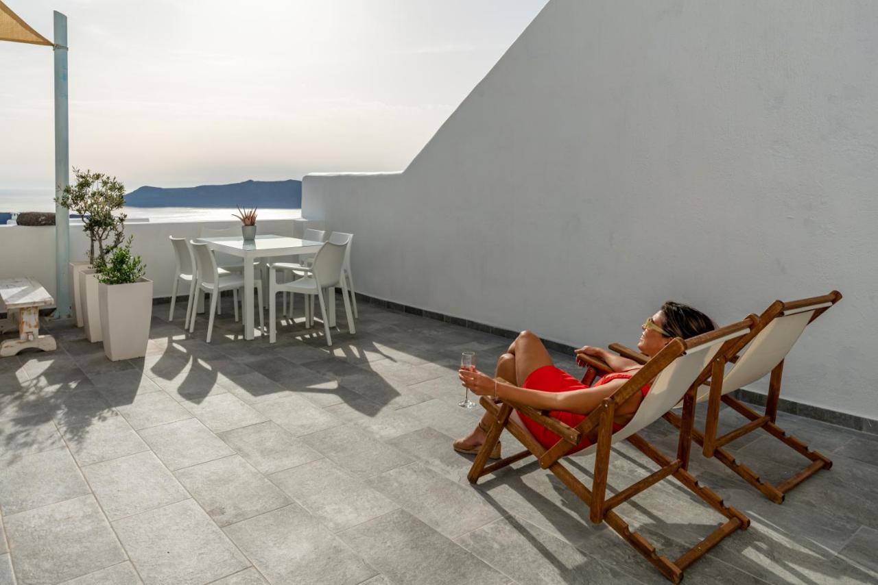 Akron Cliff Suite Fira (Santorini) Exterior foto