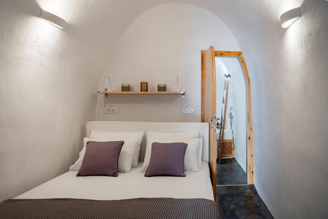 Akron Cliff Suite Fira (Santorini) Exterior foto